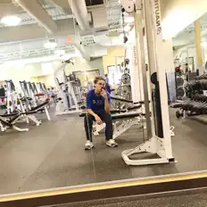 Don सुनें, म्यूज़िक वीडियो देखें, बायो पढ़ें, दौरे की तारीखें और बहुत कुछ देखें!