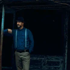 Ouve Barry Abernathy, vê vídeos de música, lê a biografia, vê as datas da digressão e muito mais!