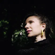 Escucha a Vera Jonas Experiment, mira videos musicales, lee su biografía, consulta las fechas de las gira y más.