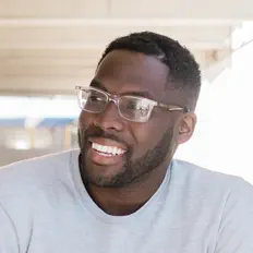 KC Onyekanne dinle, müzik videolarını izle, biyografisini oku, tur tarihlerini ve daha fazlasını gör!