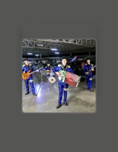 Listen to El piloto y su estilo, watch music videos, read bio, see tour dates & more!