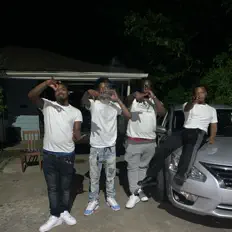 Escucha a Y.P.N, mira vídeos musicales, lee la biografía, consulta fechas de giras y mucho más.