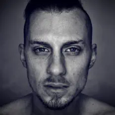 Escucha a Andrew R. Beckner, mira vídeos musicales, lee la biografía, consulta fechas de giras y mucho más.