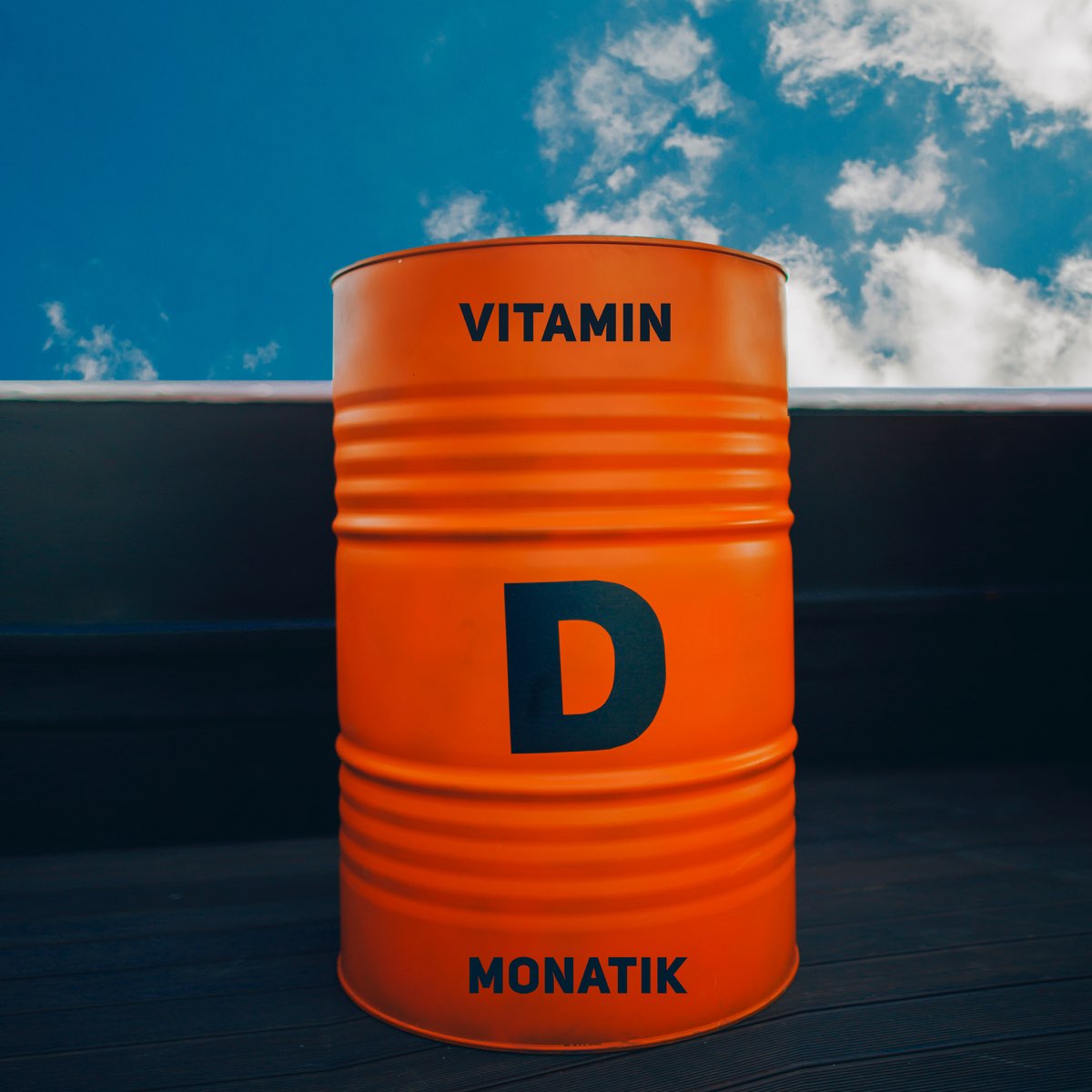 Vitamin песни. MONATIK Vitamin d. Монатик витамин d. Монатик витамин д обложка. Витамин д песня Монатик.