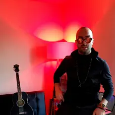 Listen to DE.XX, watch music videos, read bio, see tour dates & more!