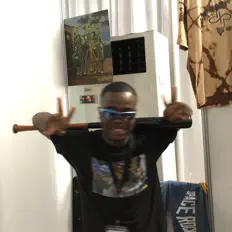 Ouve Marcovelli, vê vídeos de música, lê a biografia, vê as datas da digressão e muito mais!