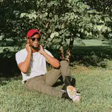 Escucha a Thirty, mira videos musicales, lee su biografía, consulta las fechas de las gira y más.