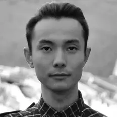 Assetを聴いたり、ミュージックビデオを鑑賞したり、経歴やツアー日程などを確認したりしましょう！