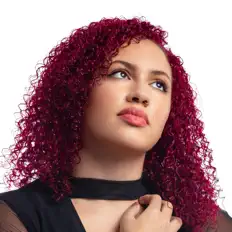 聆聽 Lisette、觀看音樂影片、閱讀小傳、查看巡演日期等！