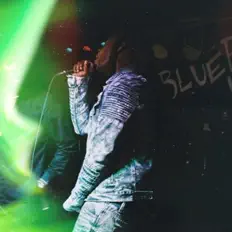 聆聽 Mg3x、觀看音樂影片、閱讀小傳、查看巡演日期等！