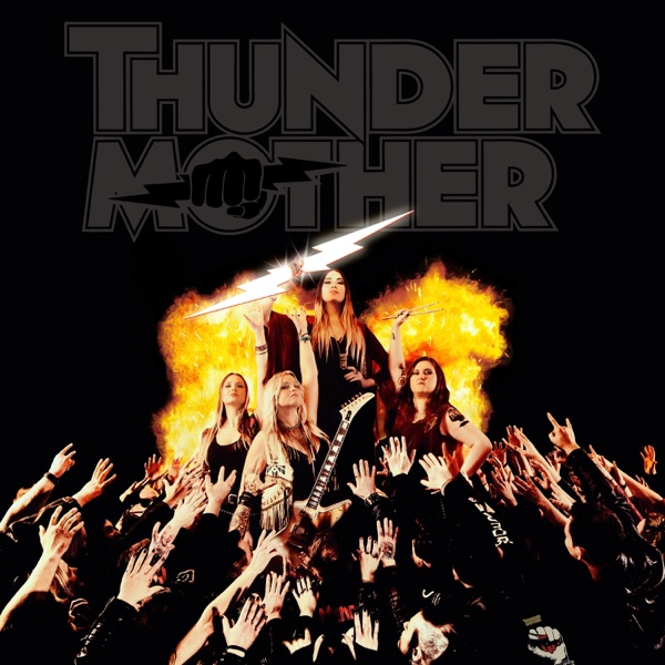 Thundermother mit Dog from Hell