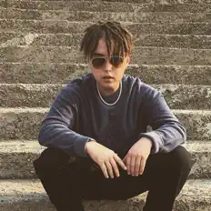收听 Young Nihil、观看音乐视频、阅读小传、查看巡演日期等 ！