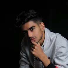 Isht Cheema सुनें, म्यूज़िक वीडियो देखें, बायो पढ़ें, दौरे की तारीखें और बहुत कुछ देखें!