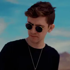 Escucha a R!OT, mira videos musicales, lee su biografía, consulta las fechas de las gira y más.