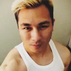 Listen to Derk Zoolander, watch music videos, read bio, see tour dates & more!