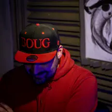 聆聽 BougOfRa、觀看音樂影片、閱讀小傳、查看巡演日期等！