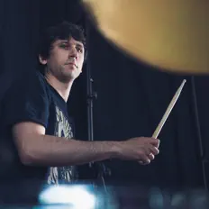 Ouça Alexander Poznyak, assista a videoclipes, leia a biografia, veja as datas das turnês e mais!