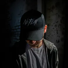 Ascolta JCJ, guarda video musicali, leggi la biografia, vedi le date del tour & altro!