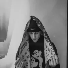 Dengarkan Flamekid, tonton video musik, baca bio, lihat tanggal tur & lainnya!