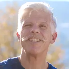 Cem Kervanを聴いたり、ミュージックビデオを鑑賞したり、経歴やツアー日程などを確認したりしましょう！