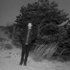 Cedrick Gustaveを聴いたり、ミュージックビデオを鑑賞したり、経歴やツアー日程などを確認したりしましょう！