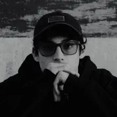 Escucha a Pitox, mira videos musicales, lee su biografía, consulta las fechas de las gira y más.