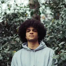 Ouve U.Will, vê vídeos de música, lê a biografia, vê as datas da digressão e muito mais!