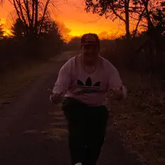 Ακούστε περιεχόμενο από C-T, παρακολουθήστε μουσικά βίντεο, διαβάστε το βιογραφικό, δείτε ημερομηνίες περιοδείας, και πολλά ακόμη!