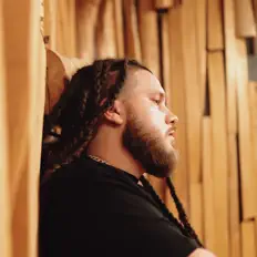 收听 Zwillz、观看音乐视频、阅读小传、查看巡演日期等 ！