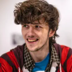 Dengarkan Emergency Spork, tonton video musik, baca bio, lihat tanggal tur & lainnya!