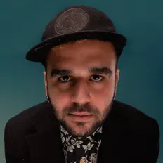 Batuhan Oğuz सुनें, म्यूज़िक वीडियो देखें, बायो पढ़ें, दौरे की तारीखें और बहुत कुछ देखें!