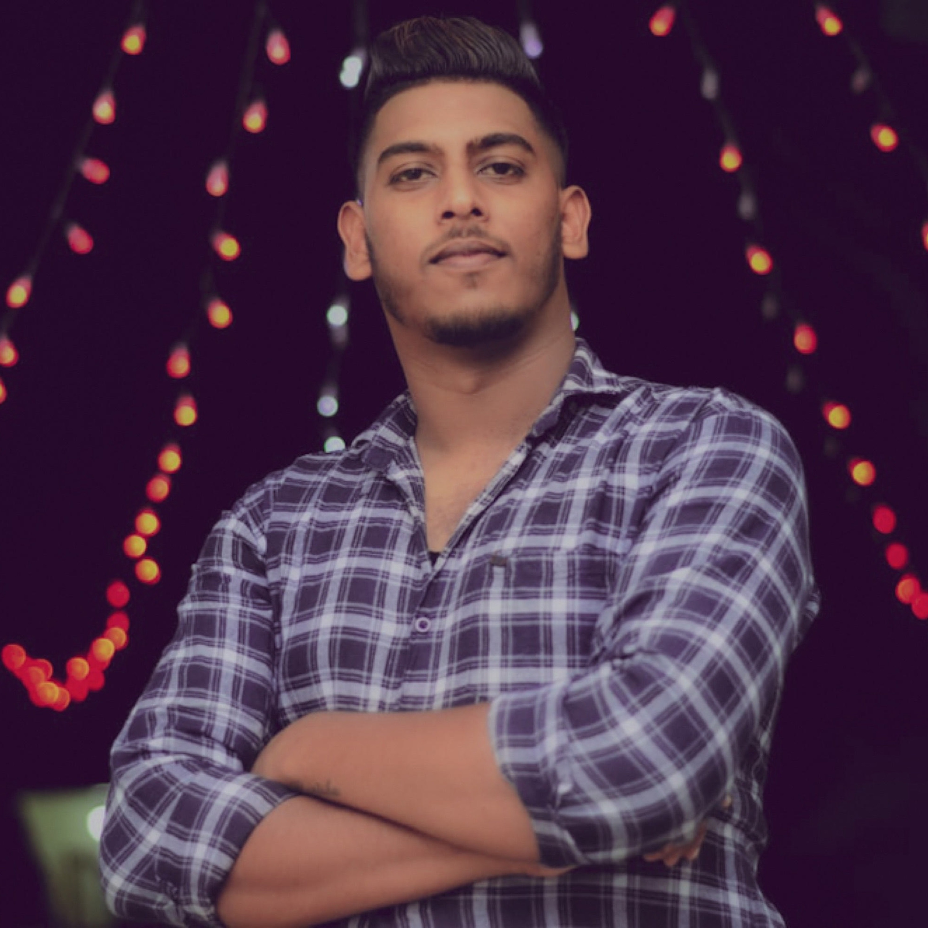 Mogachim Paulam - Single