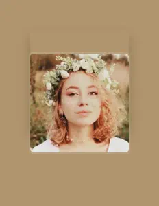 RASSKAZOVA dinle, müzik videolarını izle, biyografisini oku, tur tarihlerini ve daha fazlasını gör!