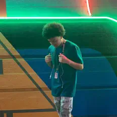 Dengarkan MikeSoWeird, tonton video musik, baca bio, lihat tanggal tur & lainnya!