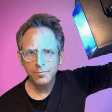 聆聽 Missing Image、觀看音樂影片、閱讀小傳、查看巡演日期等！