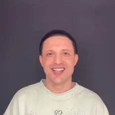 Maxim Kutcher dinle, müzik videolarını izle, biyografisini oku, tur tarihlerini ve daha fazlasını gör!