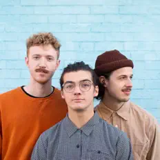 Ouça Yeah No, For Sure, assista a videoclipes, leia a biografia, veja as datas das turnês e mais!