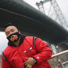 收听 Izzy Man、观看音乐视频、阅读小传、查看巡演日期等 ！