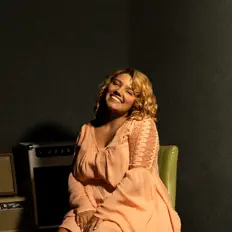 Ouve Delaney Natke, vê vídeos de música, lê a biografia, vê as datas da digressão e muito mais!