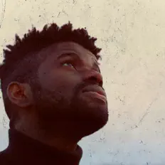 收听 Midly Jadis、观看音乐视频、阅读小传、查看巡演日期等 ！