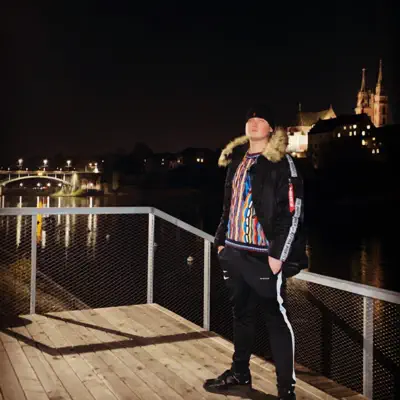 Listen to Kolomolo, watch music videos, read bio, see tour dates & more!