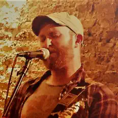 Dengarkan Dave Quirke, tonton video musik, baca bio, lihat tanggal tur & lainnya!