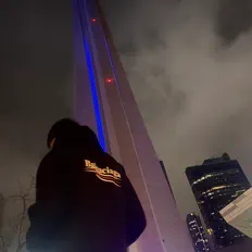 Dengarkan Mosi, tonton video musik, baca bio, lihat tanggal tur & lainnya!