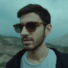 收听 Kamran Mottaghi、观看音乐视频、阅读小传、查看巡演日期等 ！