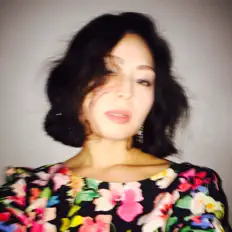 收听 Junko Kurosaki、观看音乐视频、阅读小传、查看巡演日期等 ！