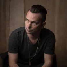 Listen to Charlie Lowell, watch music videos, read bio, see tour dates & more!