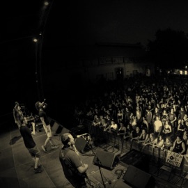 Νέο Κύμα Κοινοί Θνητοί