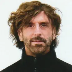 Tim Di Pasqua सुनें, म्यूज़िक वीडियो देखें, बायो पढ़ें, दौरे की तारीखें और बहुत कुछ देखें!