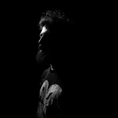 Poslechněte si interpreta Roulanges, sledujte hudební videa, přečtěte si životopis, podívejte se na data turné a další informace.