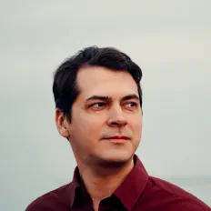 Ακούστε περιεχόμενο από Sergey Tarasov, παρακολουθήστε μουσικά βίντεο, διαβάστε το βιογραφικό, δείτε ημερομηνίες περιοδείας, και πολλά ακόμη!